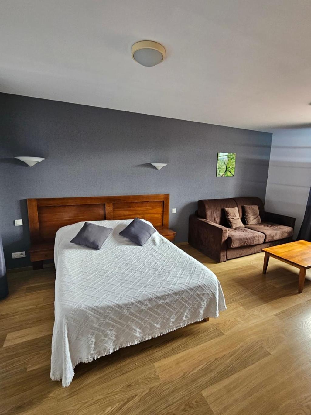 Hotel Etchoinia Lasse (Pyrenees-Atlantiques)